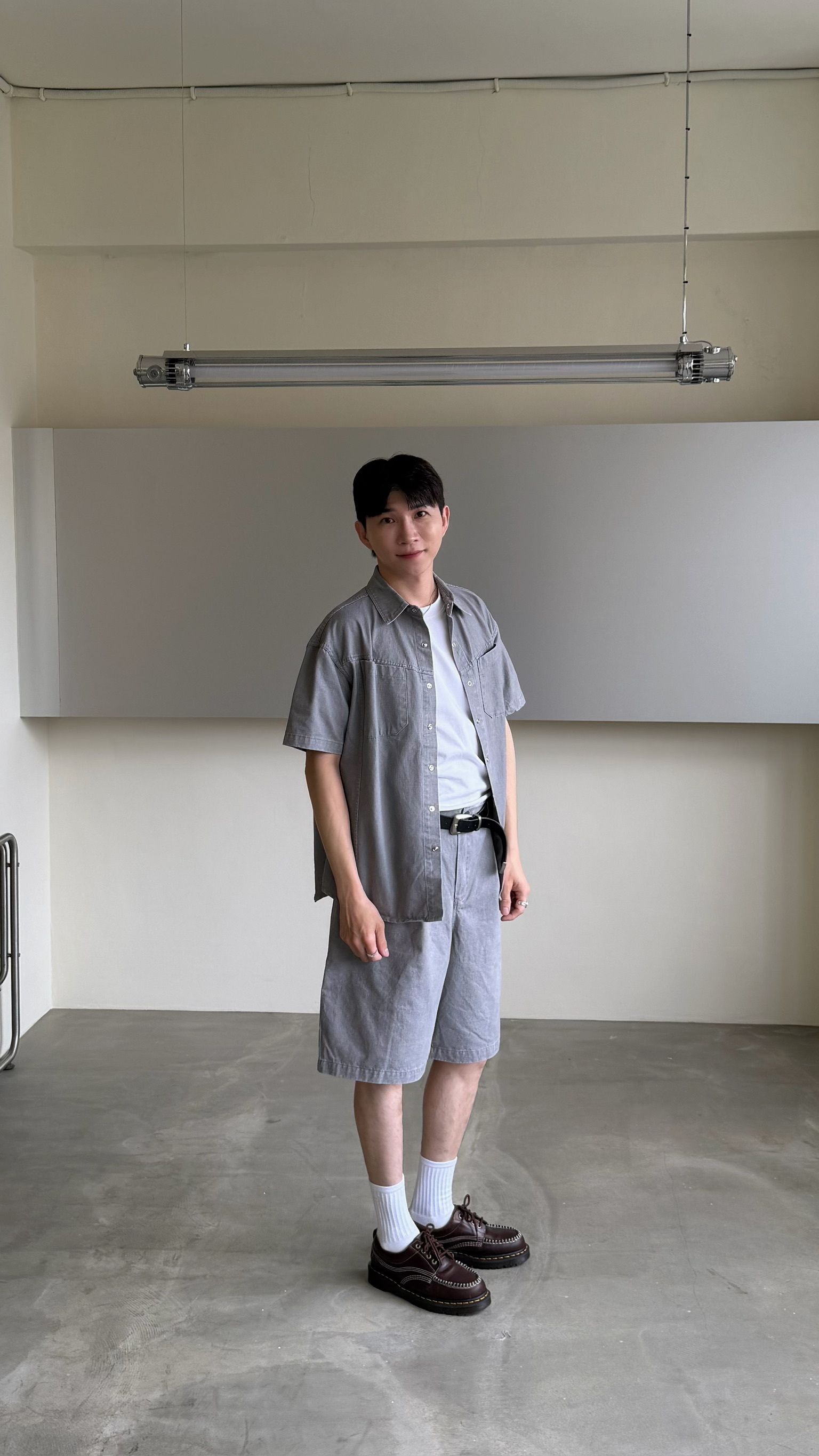 俐落洗舊短衫