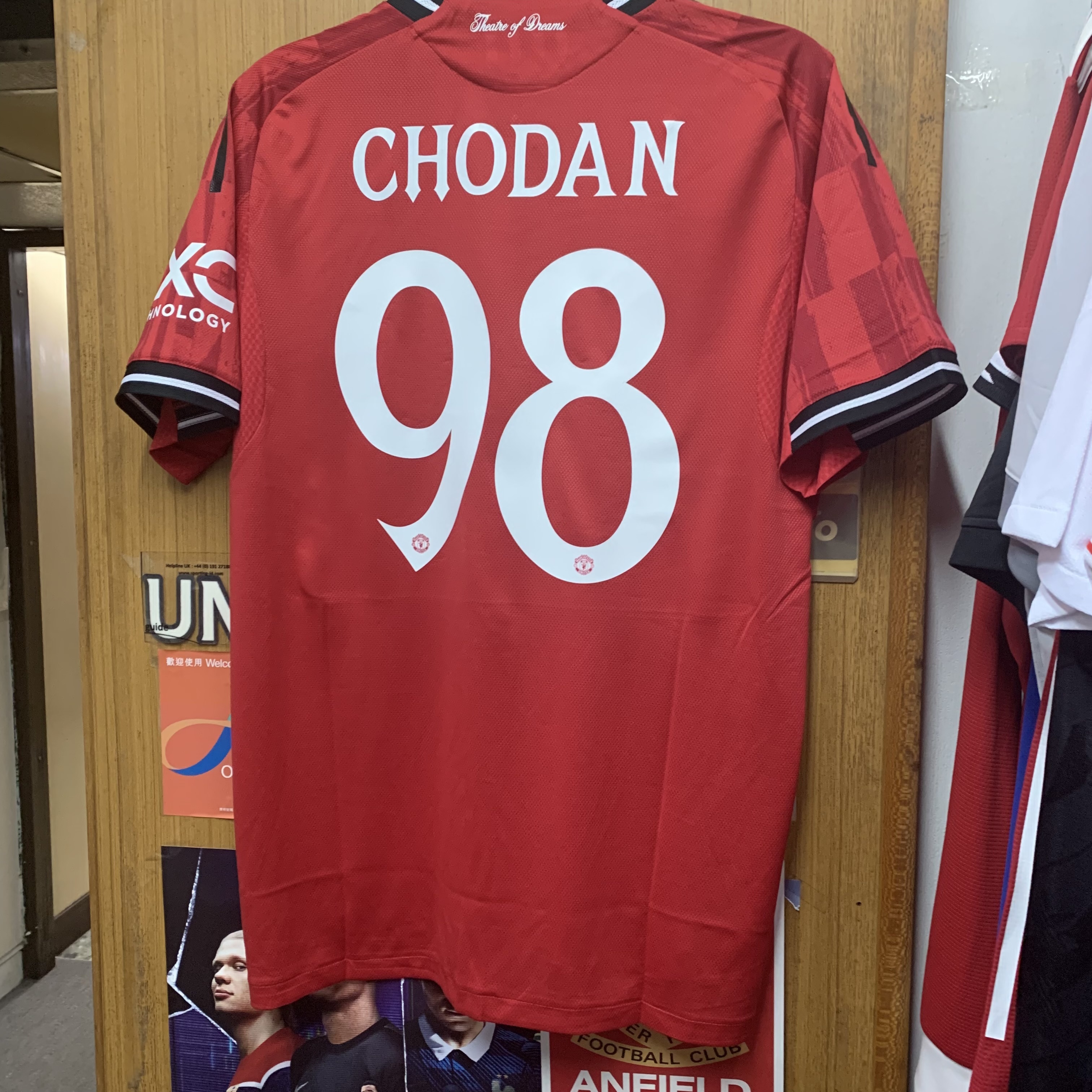 2025 Manchester United Home Shirt with 98 CHODAN