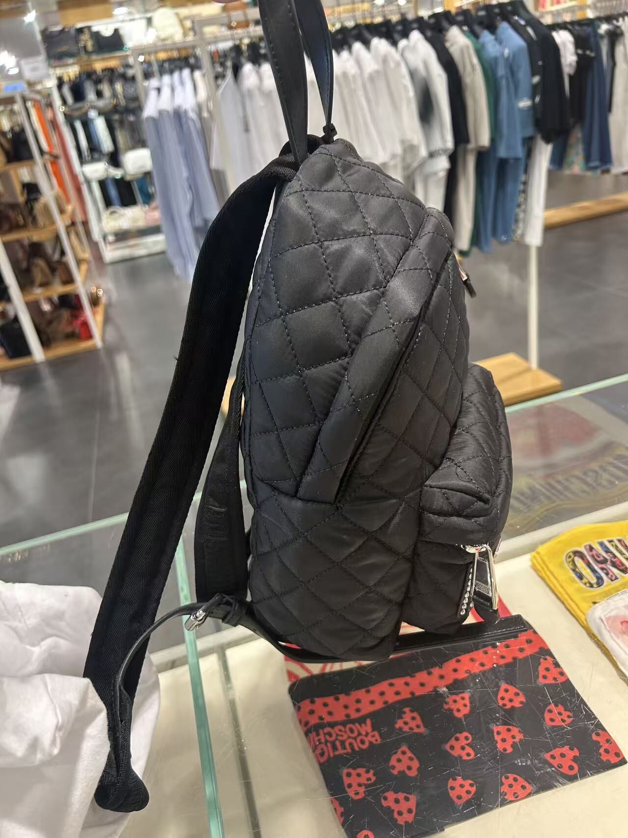 LYS02242 Moschino 水鑽logo菱格背囊