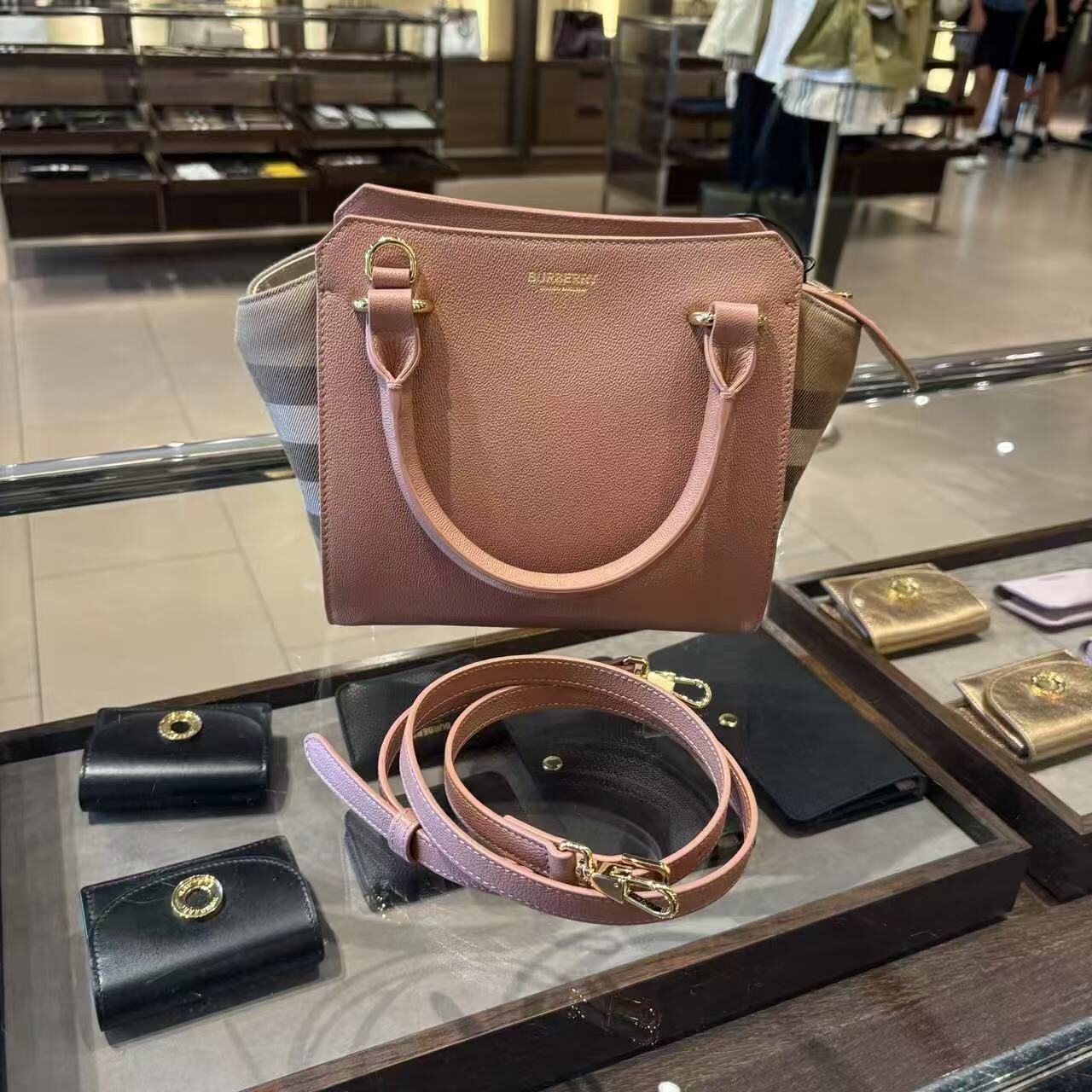 【預購】Burberry S0807209 肩帶手提兩用包 (粉紅色)