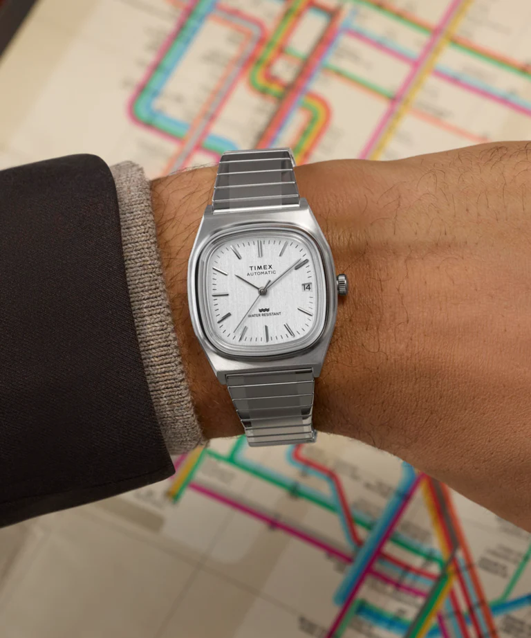 萬年鐘錶 - TIMEX 天美時   E-Line 復古方形伸縮錶帶機械錶 TW2W70800 錶徑34MM