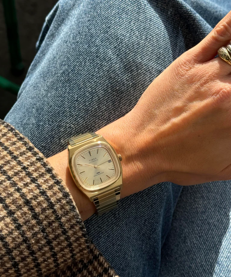 萬年鐘錶 - TIMEX 天美時   E-Line 復古方形伸縮錶帶機械錶 TW2Y07200 錶徑34MM