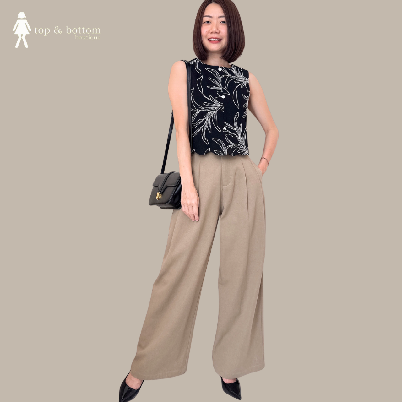 SLEEVELESS EMBROIDERY DEATILED BUTTON BLOUSE
