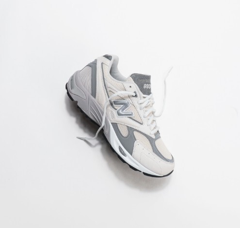 NEW BALANCE 休閒鞋 NB 880R 米灰 復古鞋 男女 U880R2QR