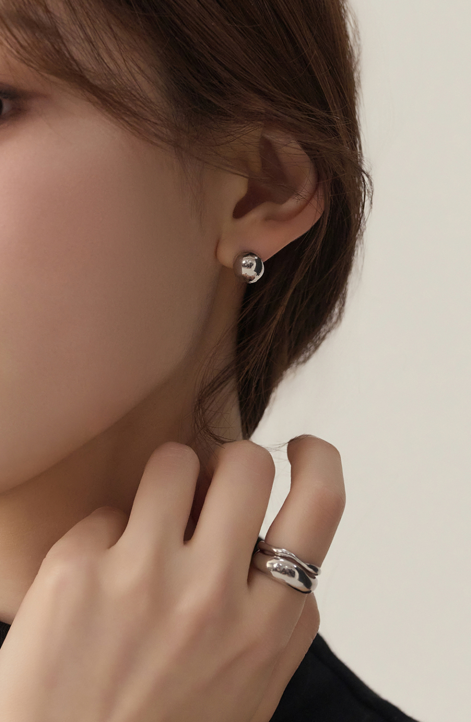 GOLDNDEAR 14KGF Round Ball One-Touch Earrings