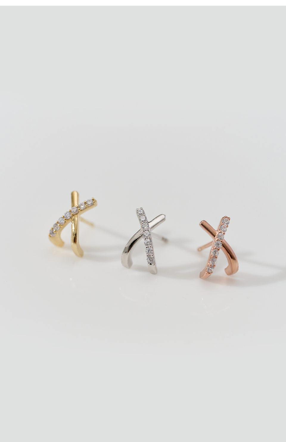 GOLDNDEAR 14KGF Stitch Cubic Cross Earrings