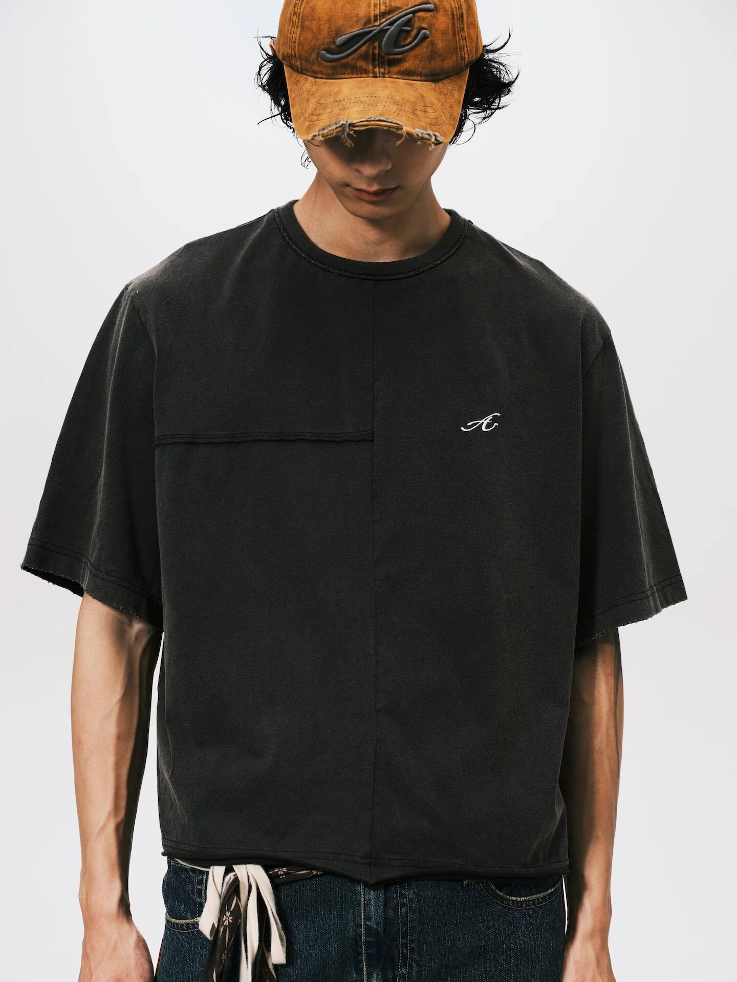 ANOWHEREMAN RECONSTRUCT CROPPED TEE