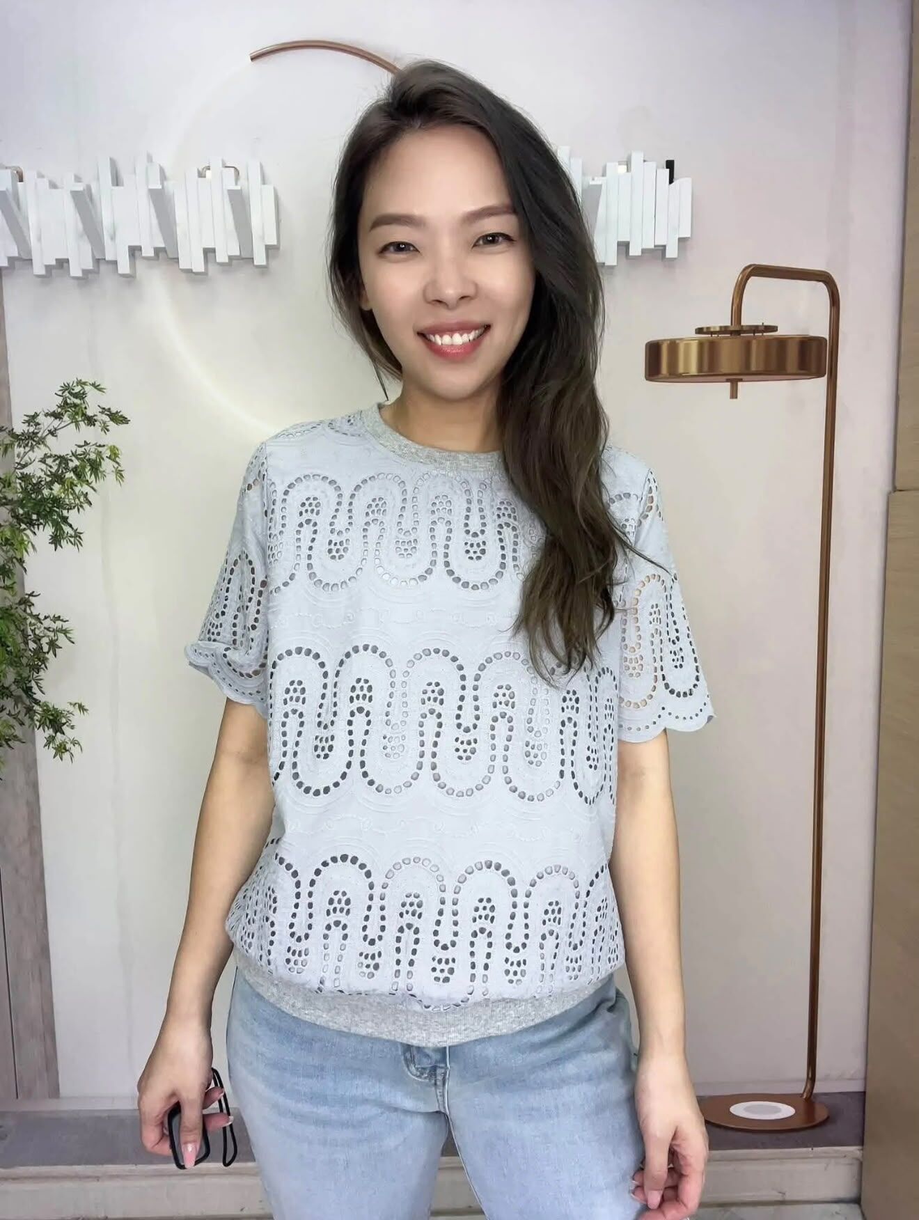 Comme 牌子通花lace top ~187Y