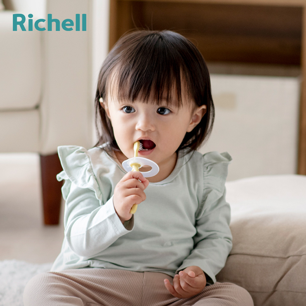 【 Richell 】日本利其爾 T.L.I 第二代乳牙刷系列 | 纖柔毛練習乳牙刷 STEP 3_2入 (附護喉環)