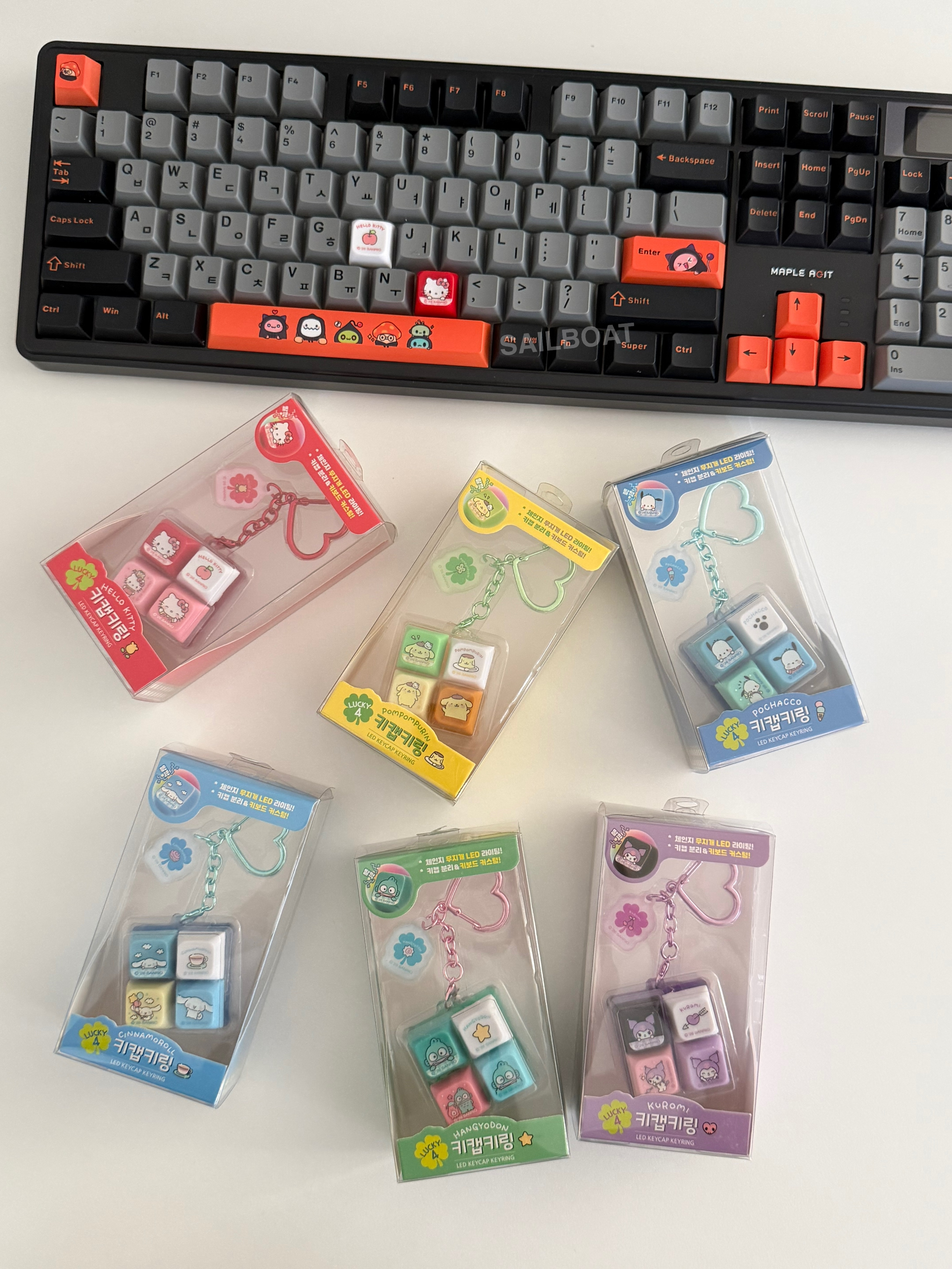 #現貨供應 🇰🇷韓國 Sanrio LED 鍵盤按鍵 鑰匙圈 吊飾