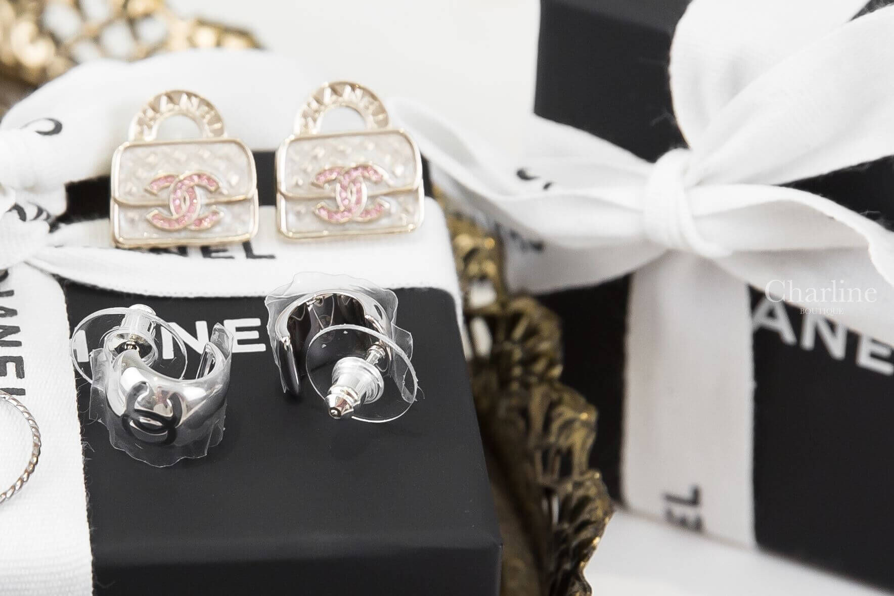Chanel Stud Earrings 銀色黑CC圓圈耳環-Charline Boutique 精品代購