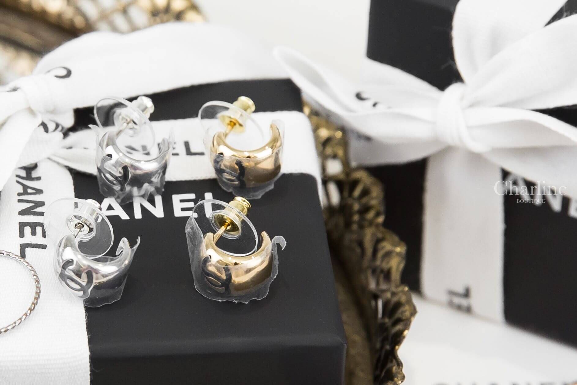 Chanel Hoop Earrings 金色水鑽CC菱格紋圓圈耳環,Chanel Stud Earrings 銀色黑CC圓圈耳環-Charline Boutique 精品代購