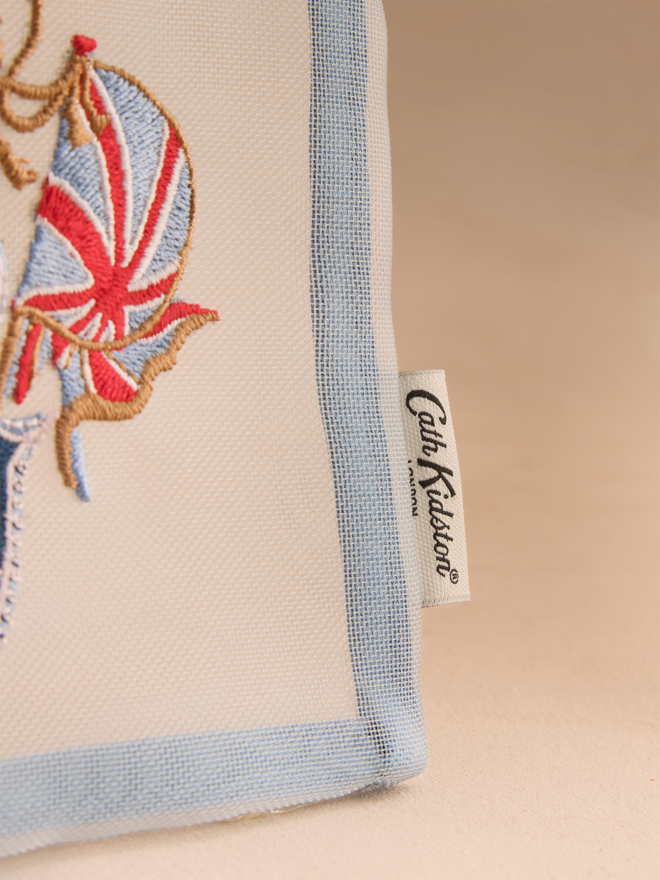 London Crest 刺繡網狀收納袋