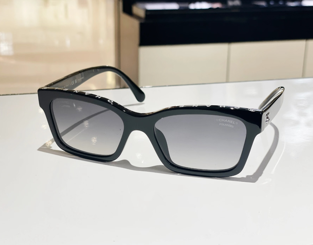 Chanel Square Black Polarised Sunglasses 太陽眼鏡