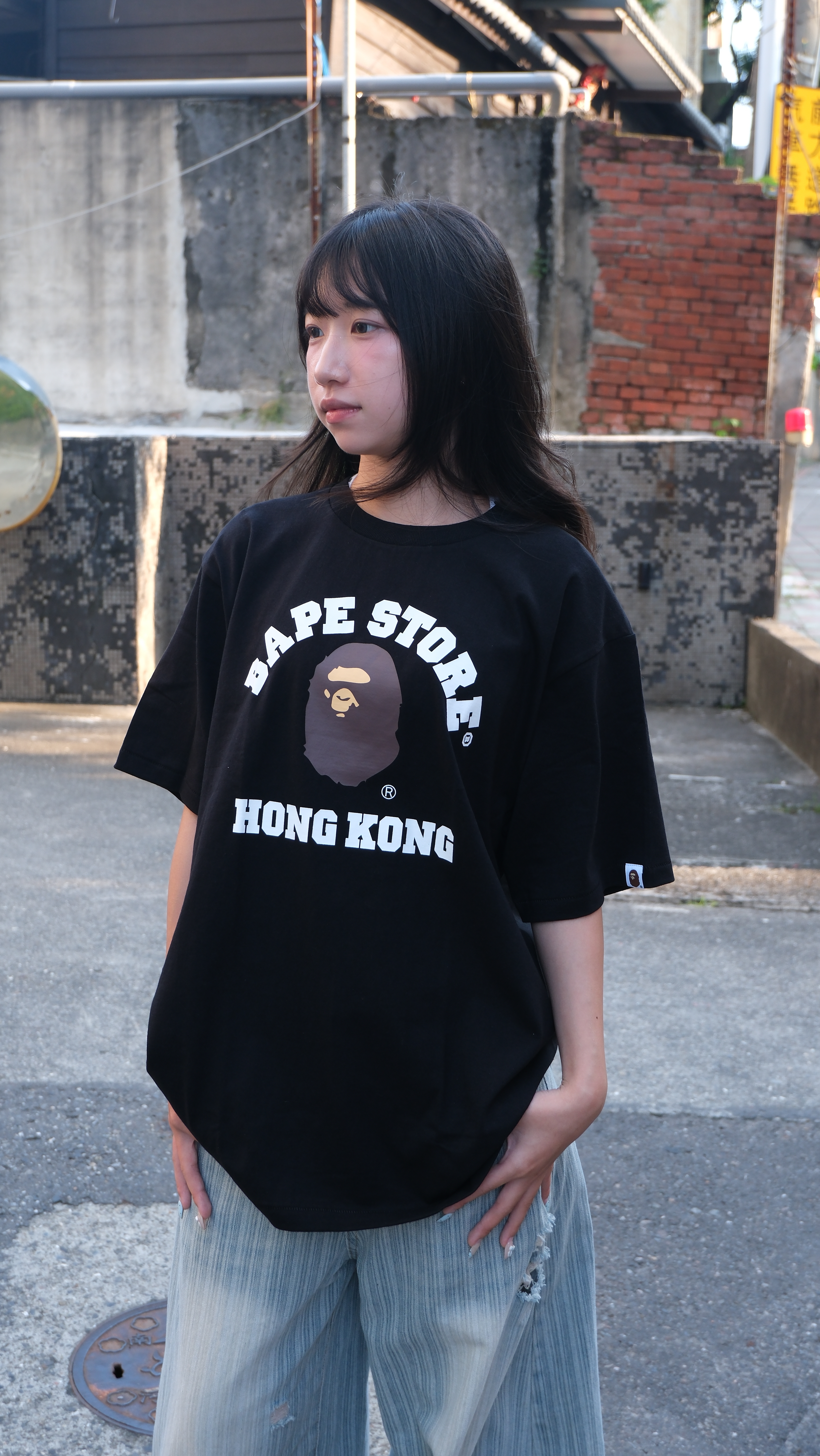 BAPE 香港限定 短Tee 1M22110319