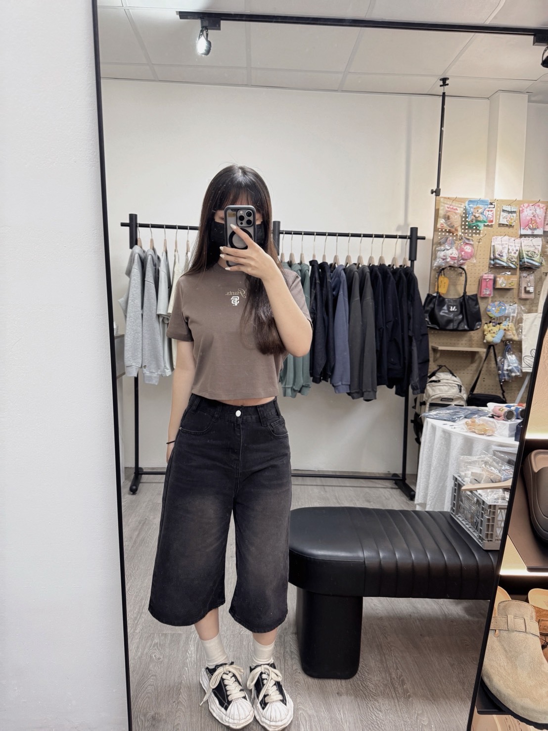 【OWN】MLB Korea 短袖上衣 簡約 休閒 短版 圓領 小LOGO 短TEE 女款 Karina同款 Aespa 白色 淺粉色 咖啡色