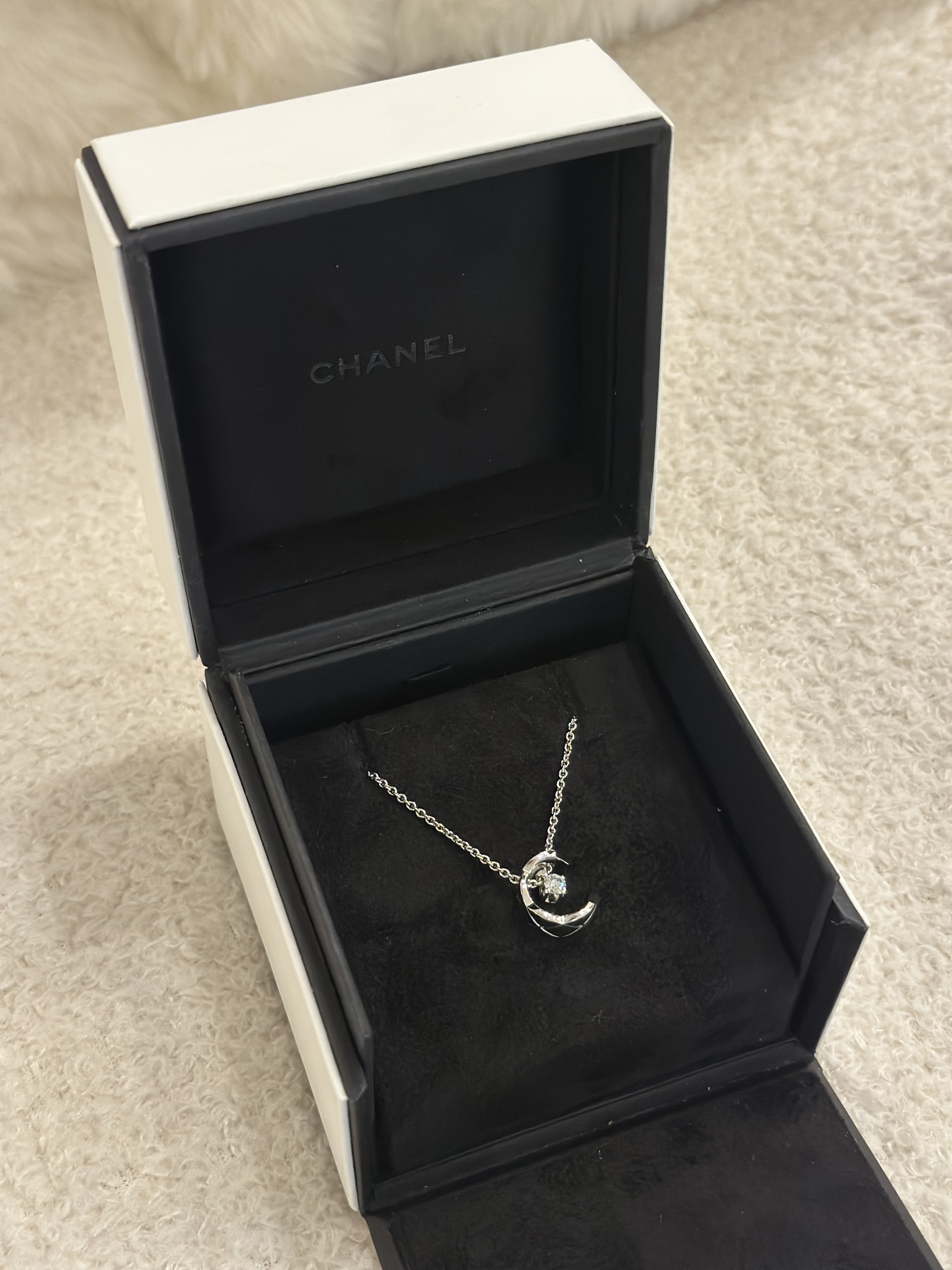 【99新】Chanel Coco Crush 銀色 頸鏈 水冰月 鑽石18K白金 項鍊