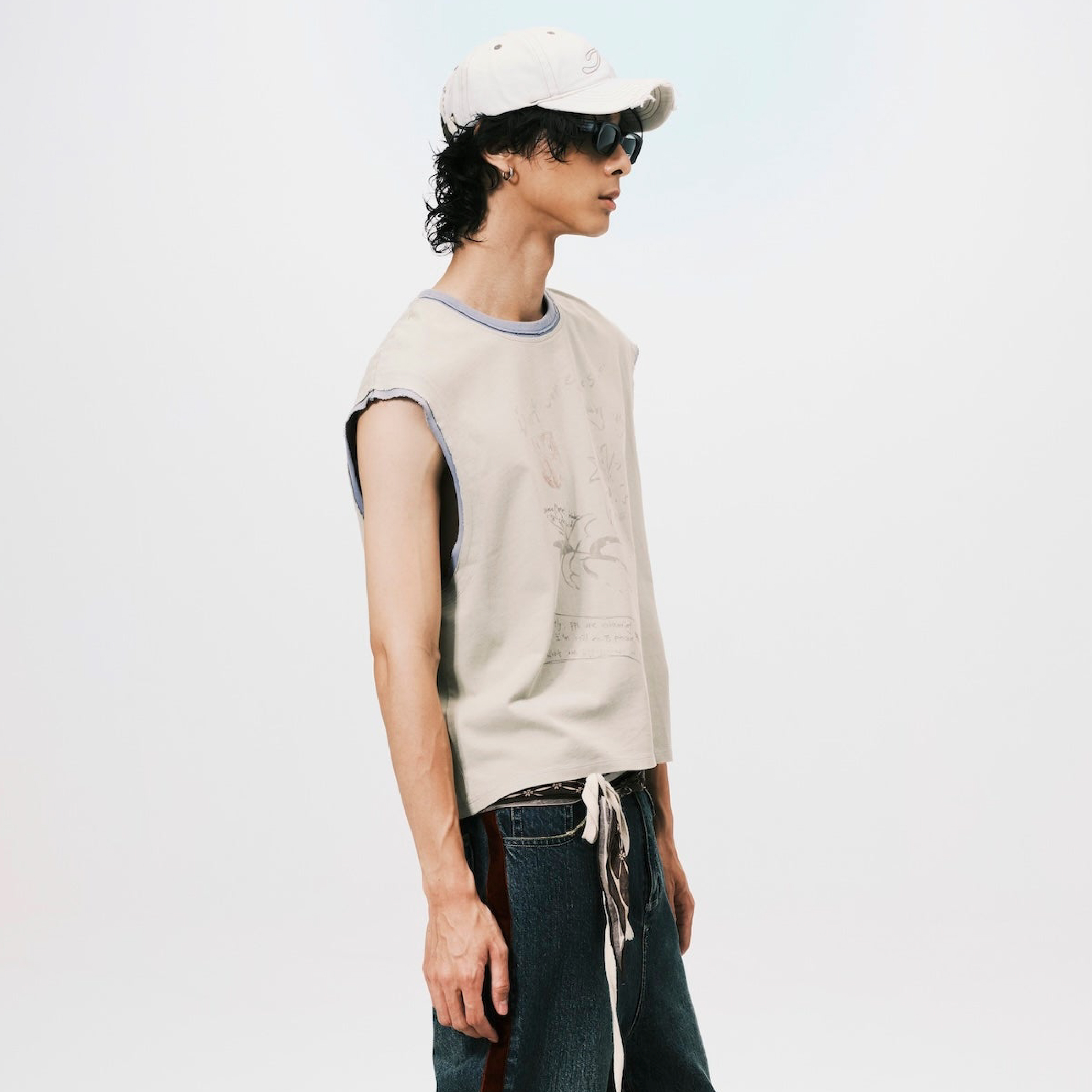 ANOWHEREMAN Sketch Print Sleeveless Top
