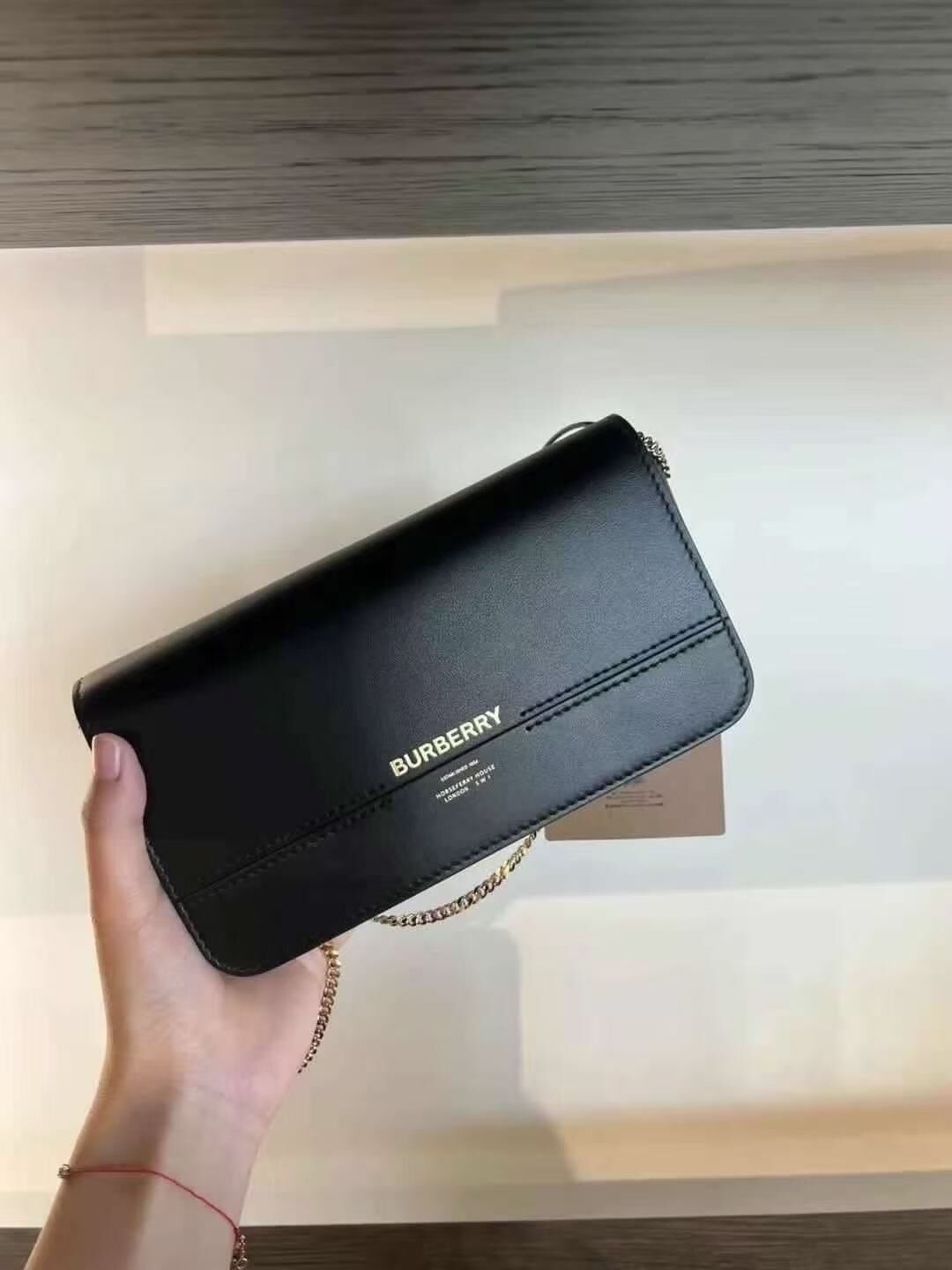 【預購】 Burberry S0807214 鏈條斜挎包 (黑色)