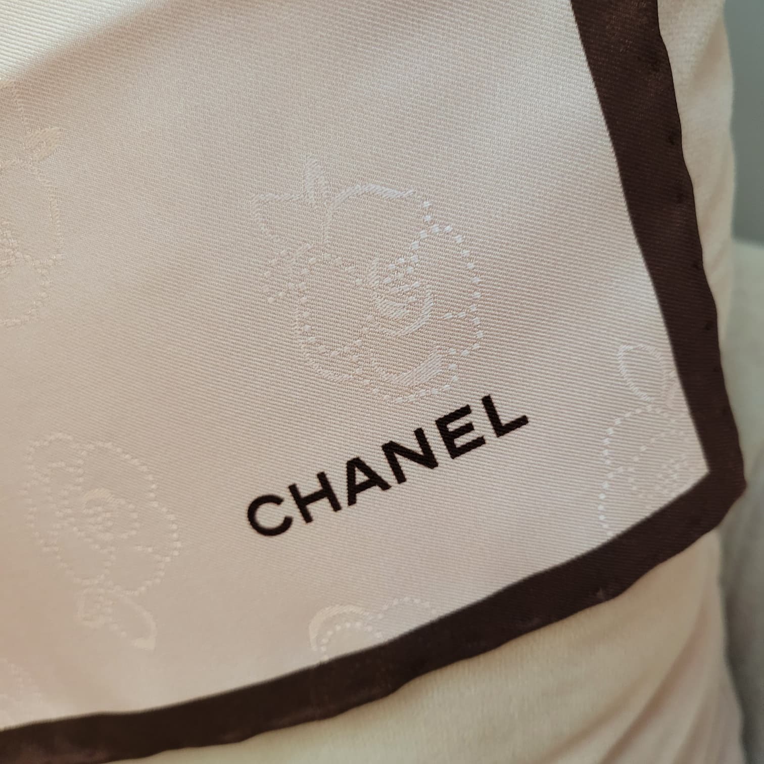 CHANEL AAB799 SCARF 90 PINK