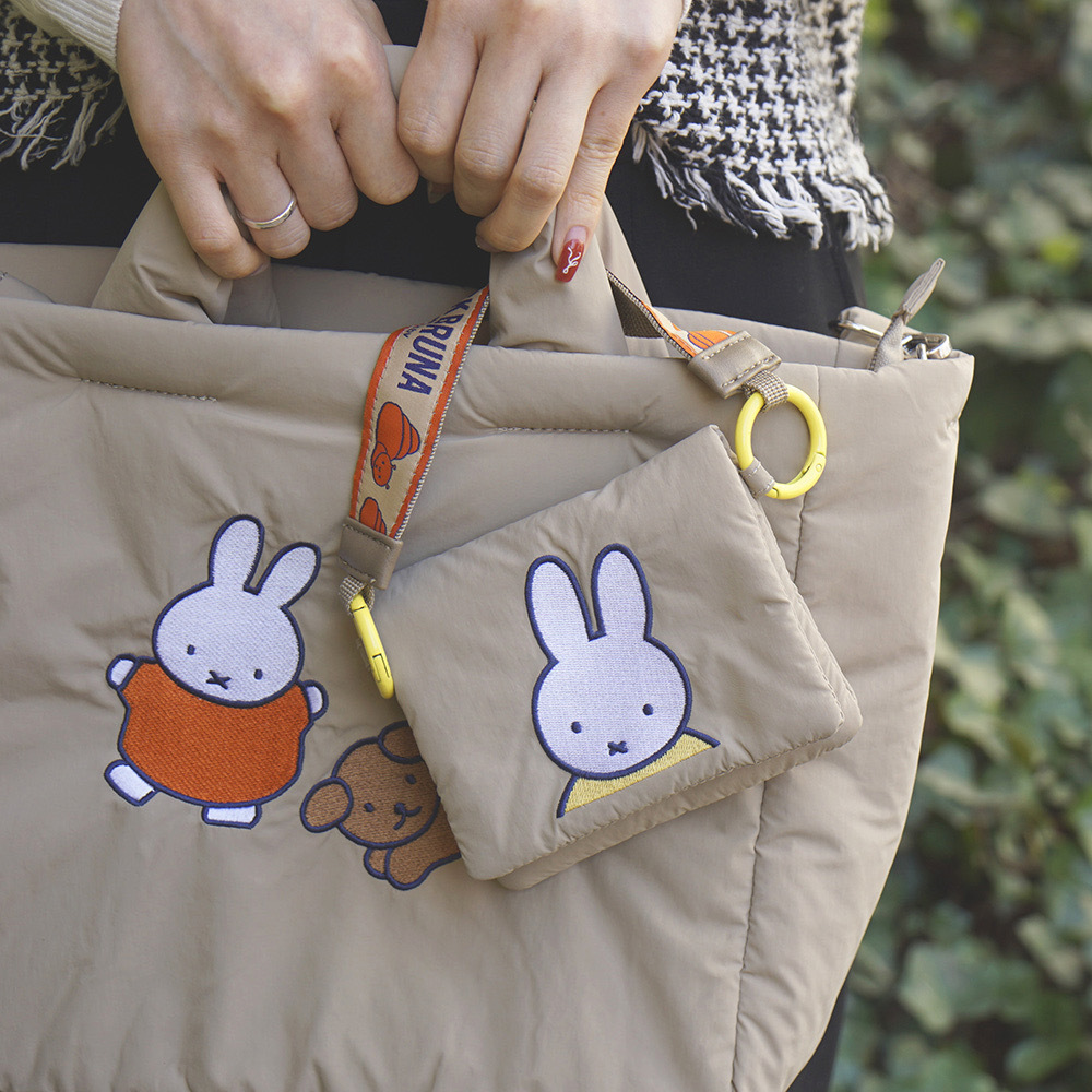 【最新發售】JP Miffy 革綿料刺繡啪啪 Pouch 附手帶 4533