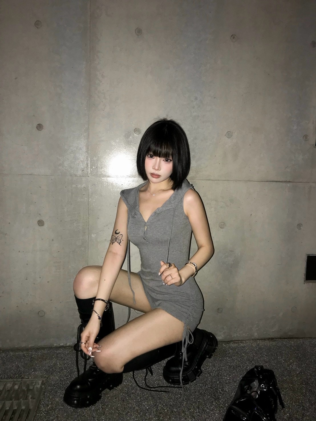 美式廢土辣妹 連帽背心 露背連體短褲 2colors