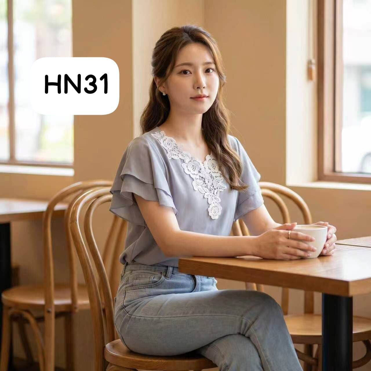 HN31 胸42 長24 $399