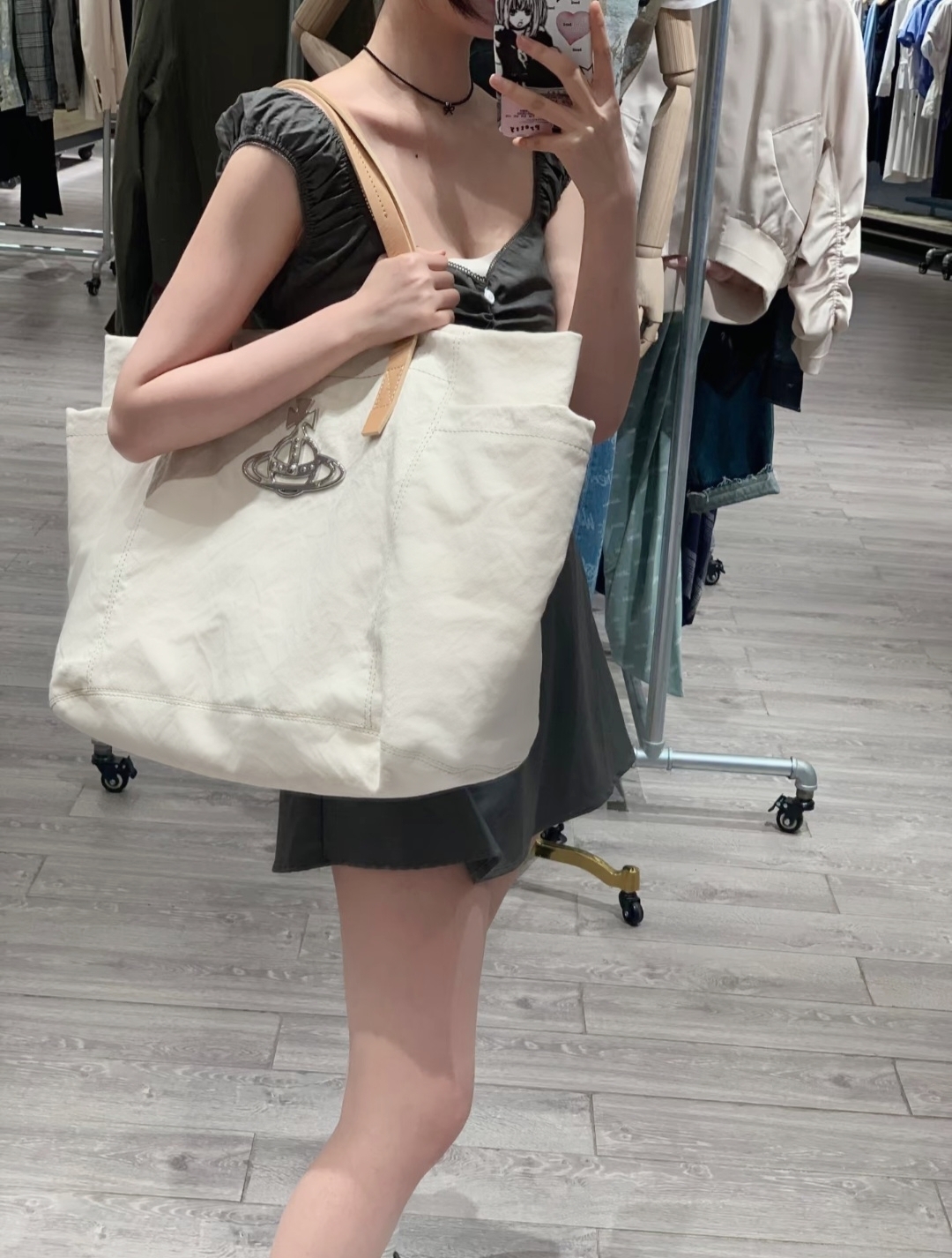 Vivienne Westwood 奶白帆布 Tote Bag