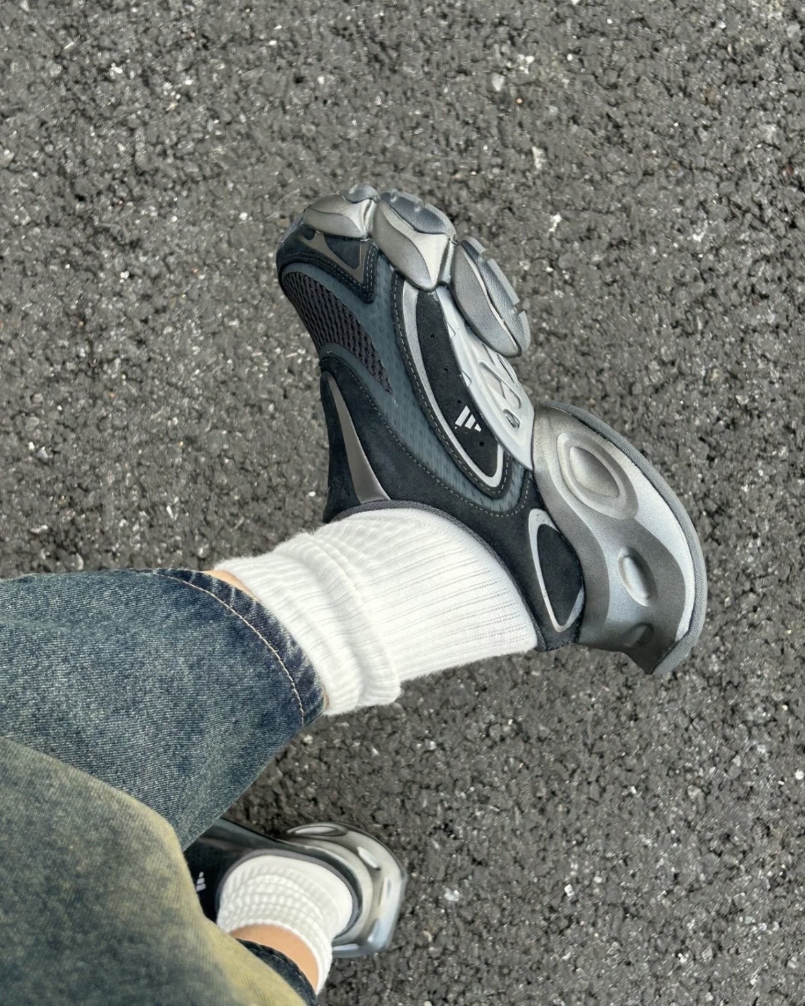 (預訂) Adidas XLG Runner Mule FOS - Black Sliver