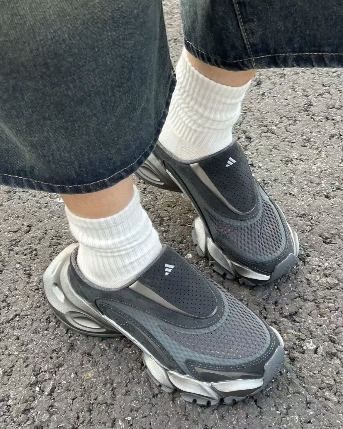 (預訂) Adidas XLG Runner Mule FOS - Black Sliver