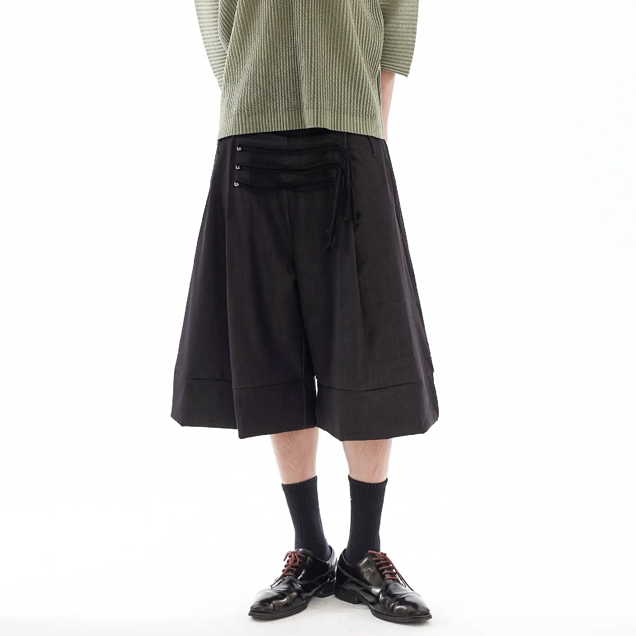 pip Corded Wide Short