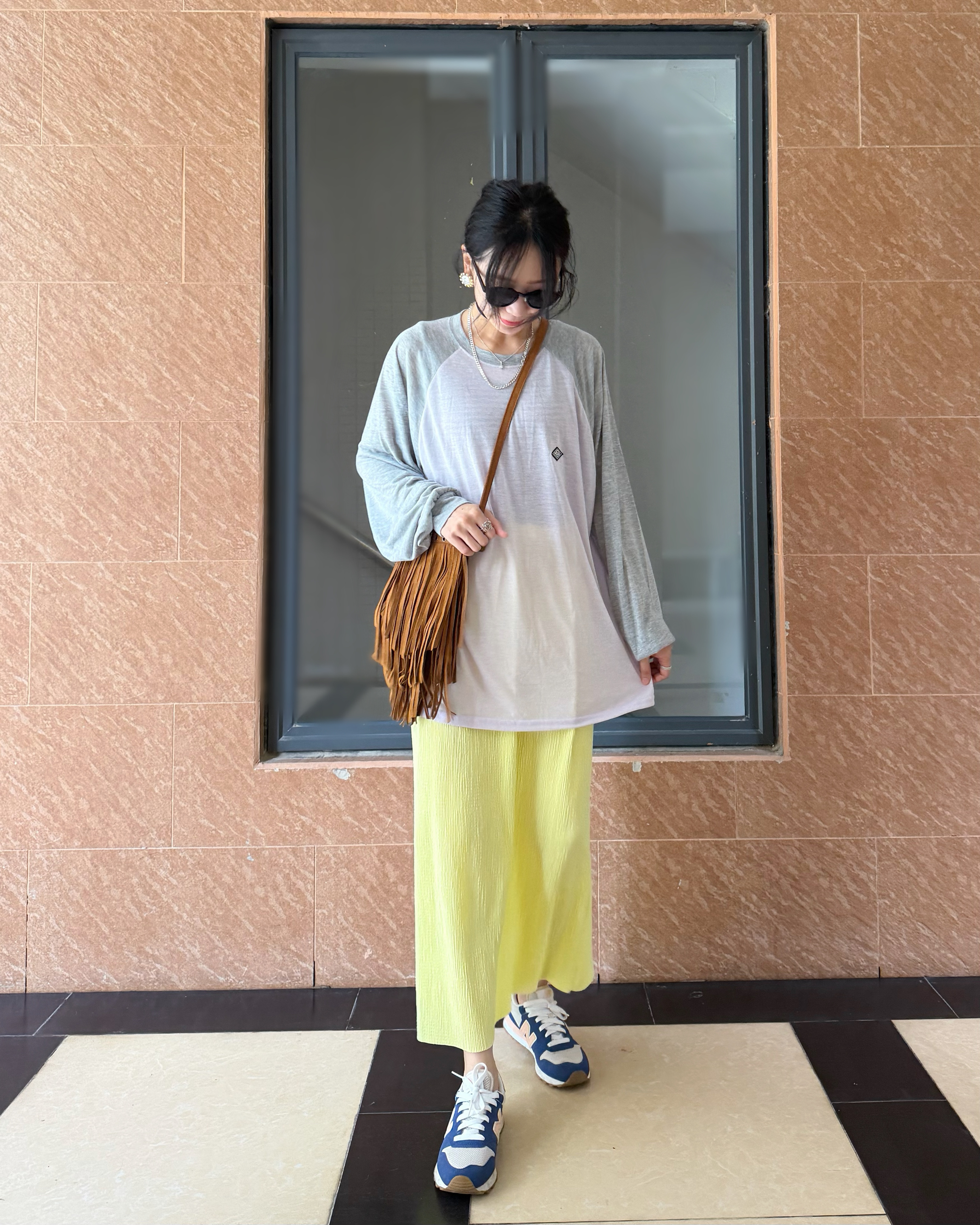 8月新品♥透薄牛角長袖Tee