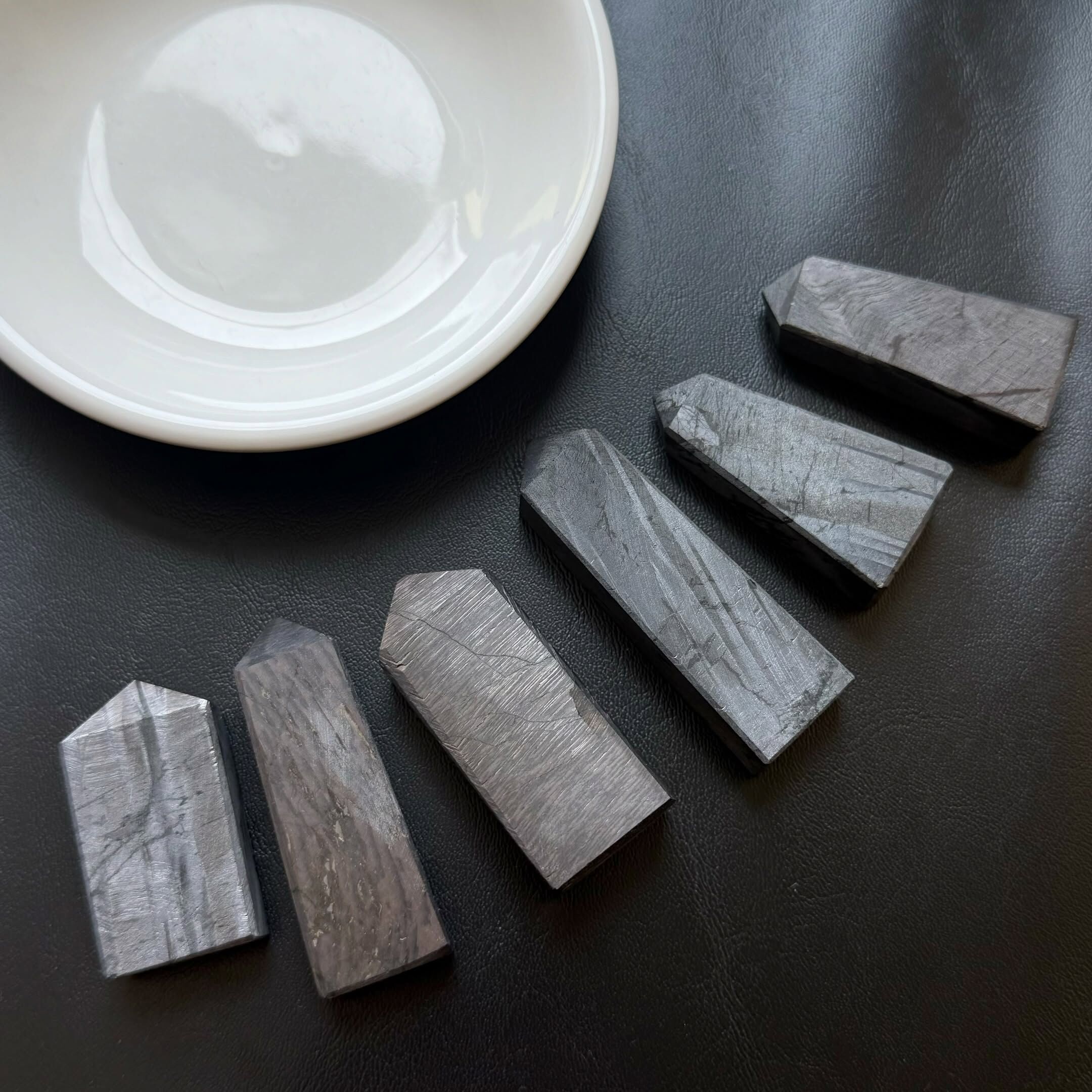 [原石] 金運石 柱子 約 50x18x10mm