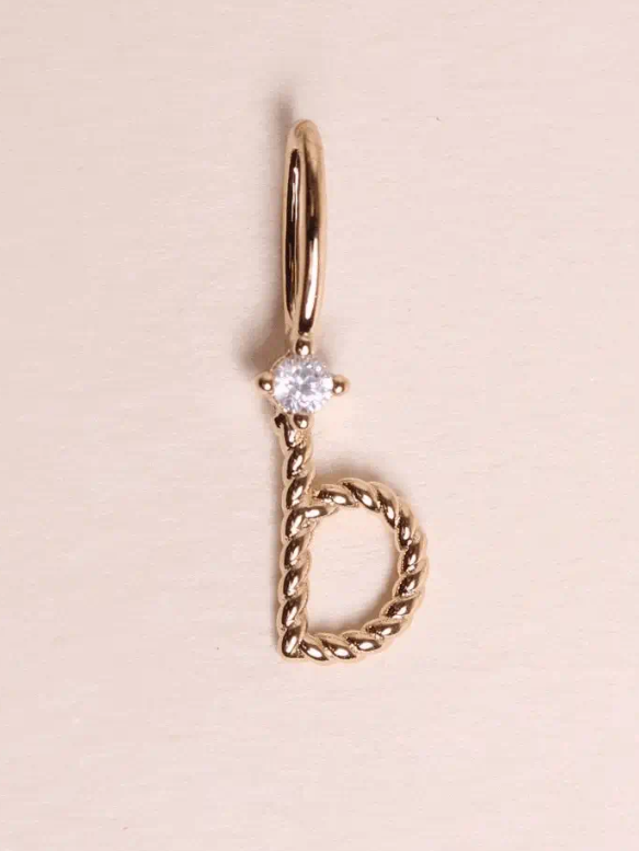 Waekura Pendent Letter (WA156)