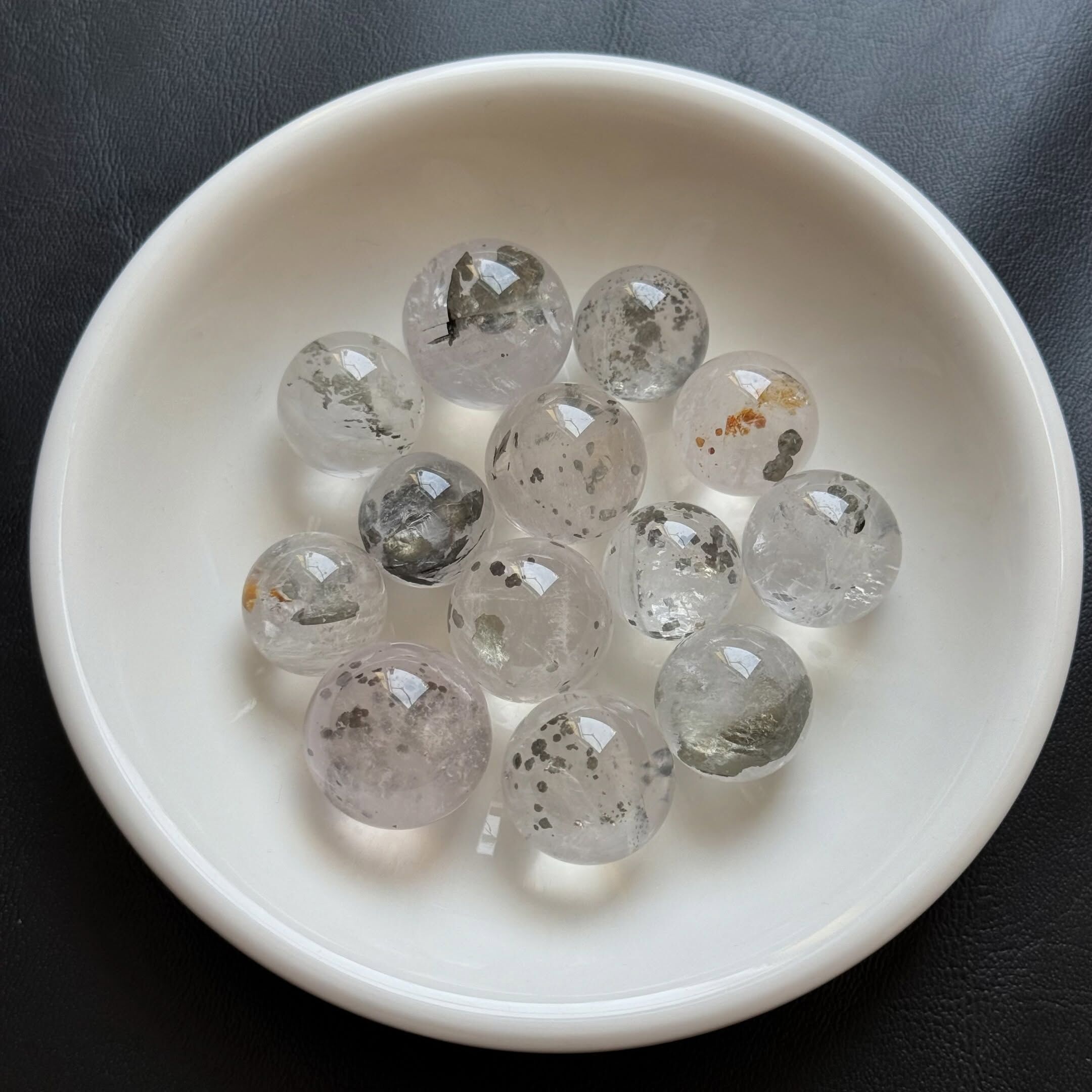 [原石] 白水晶內含黃銅礦 水晶小球