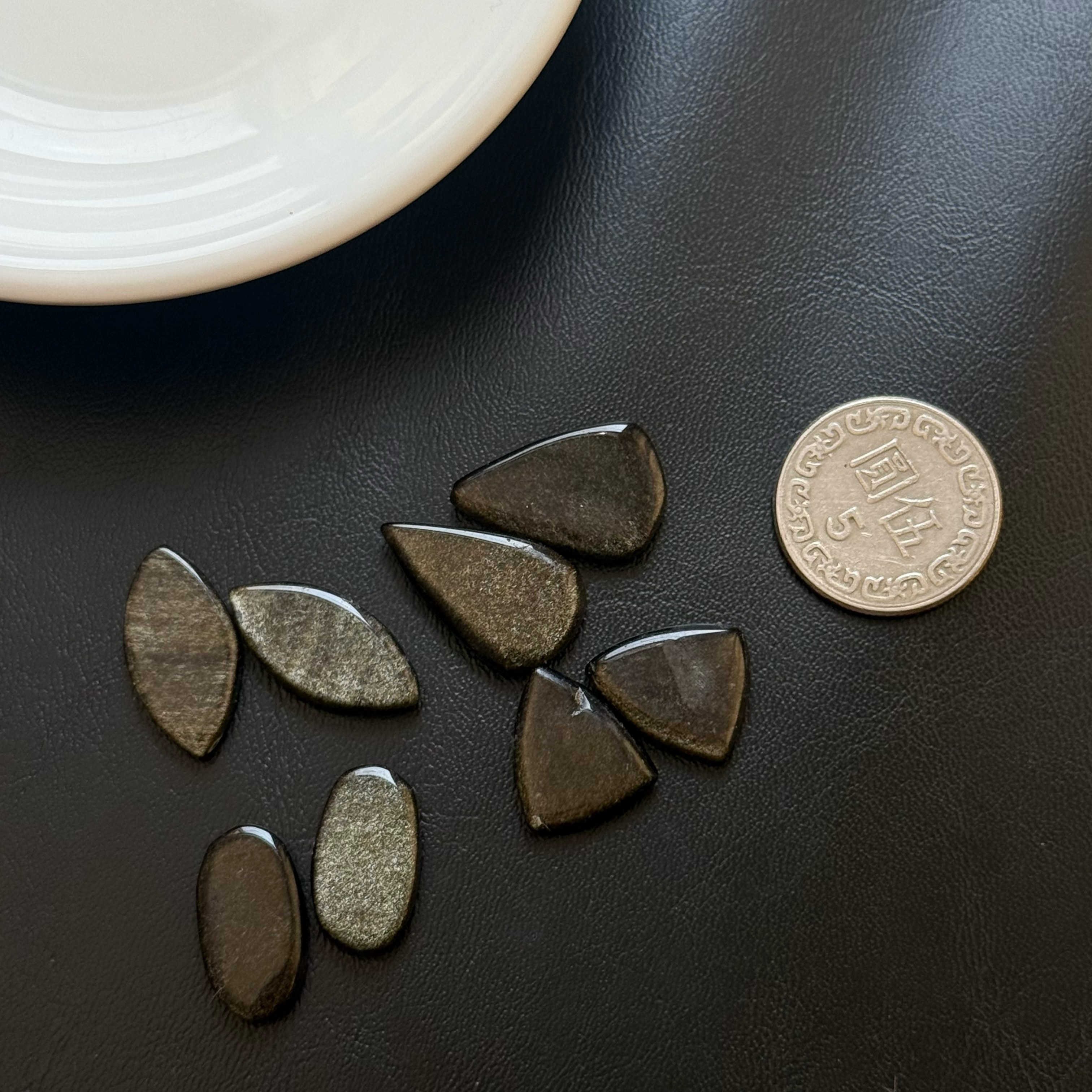 [原石] 金曜石 水晶蛋面 約 22x13x3mm
