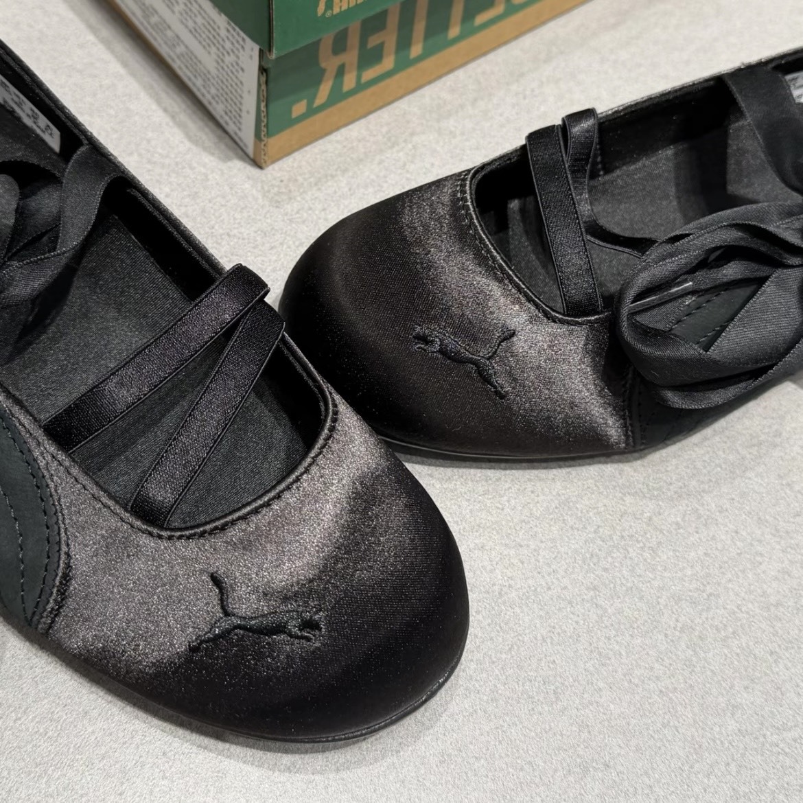 【代購】PUMA Speedcat Ballet Etoile 芭蕾緞面綁帶薄底鞋 女款 黑色