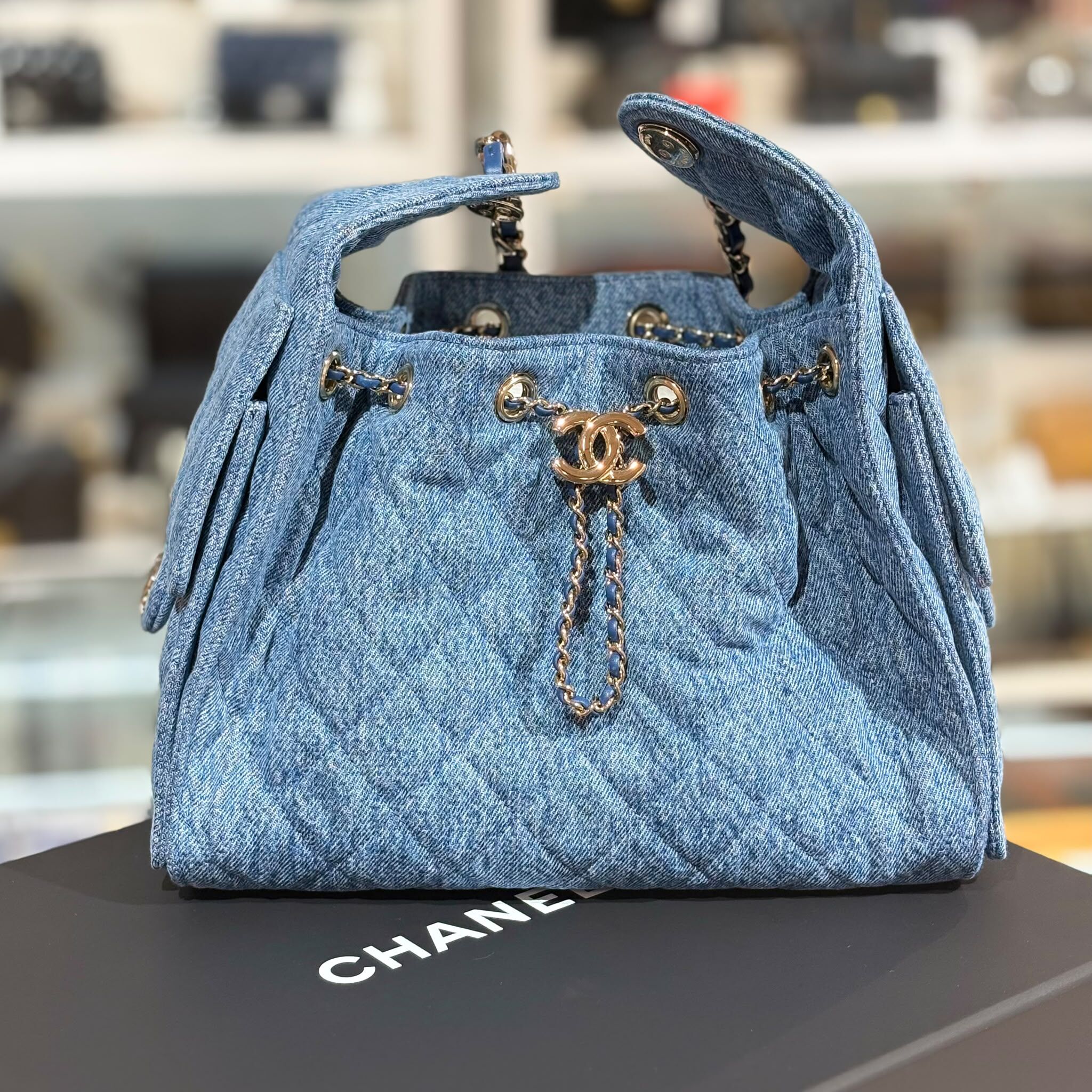 全新CHANEL 25 BAG SMALL AS5293 26A 洗水藍牛仔布金扣 #小號 #BRAND NEW #香榭站正品