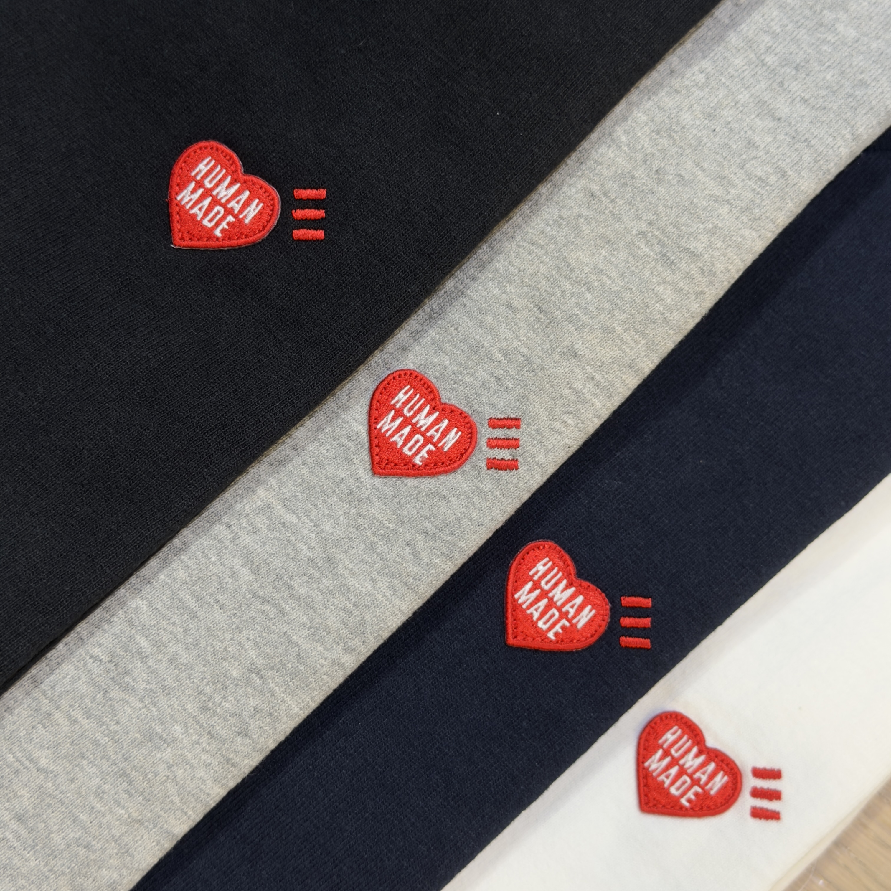 HUMAN MADE HEART BADGE T-SHIRT 刺繡小愛心 短tee HM00CS002