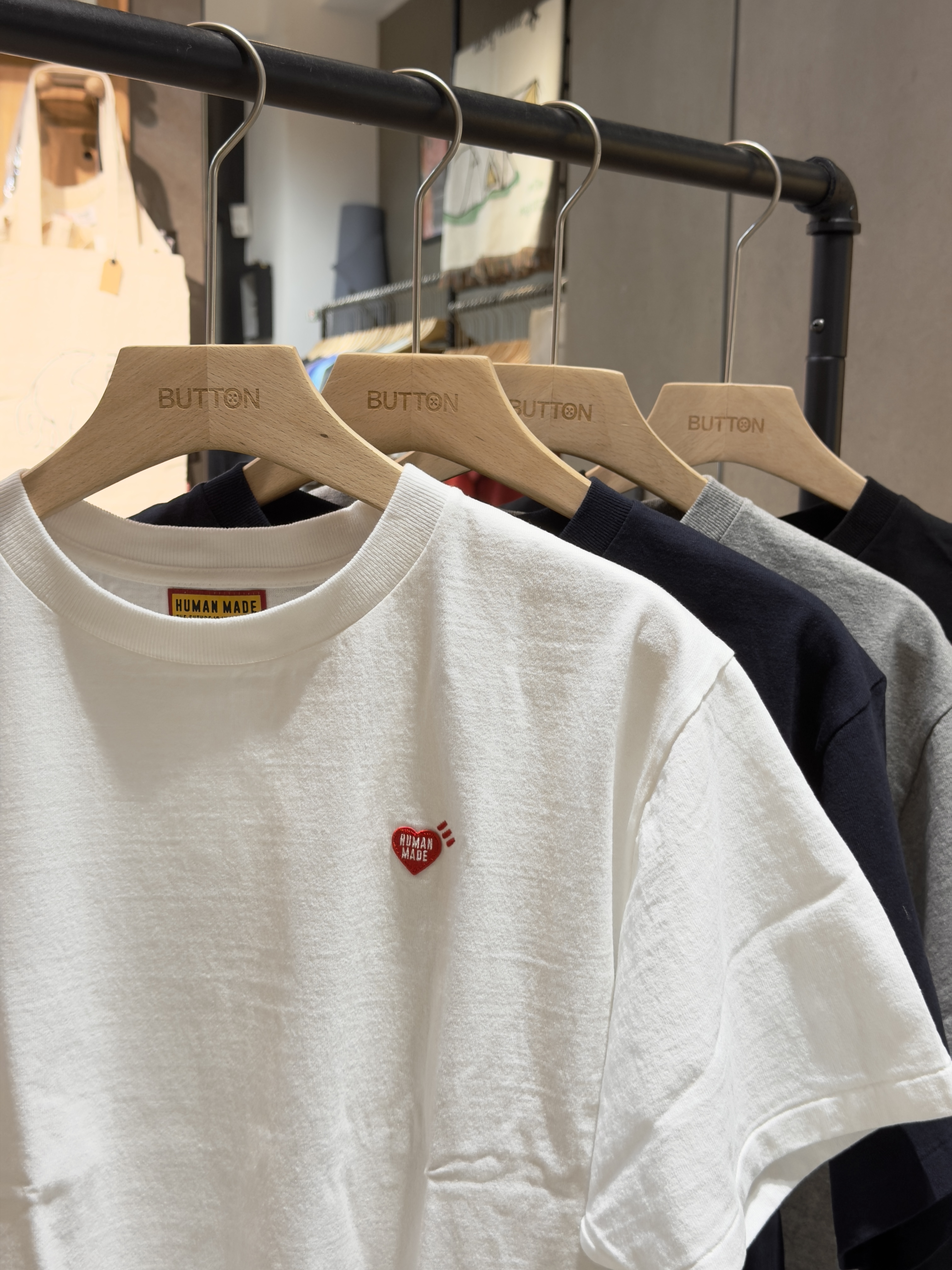 HUMAN MADE HEART BADGE T-SHIRT 刺繡小愛心 短tee HM00CS002