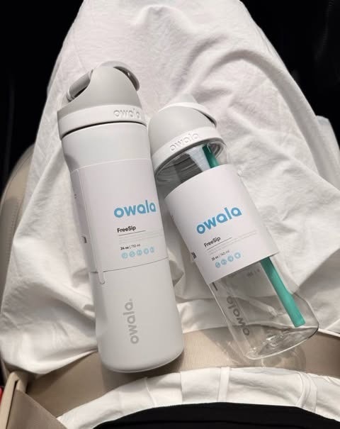 【Luxury】Owala FreeSip 25oz 740ml Tritan雙飲口水壺 一鍵彈蓋 吸管水瓶 直飲杯 吸飲杯 運動水杯 隨身水壺 通勤水瓶