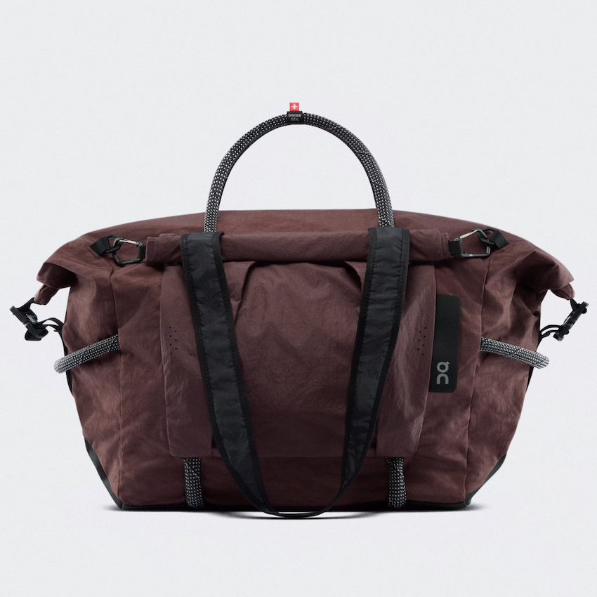 日本 On Running Track Pack 40L Elite 背包