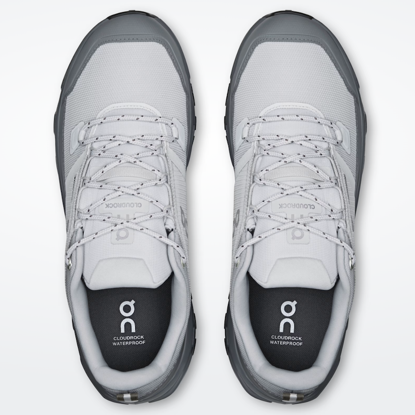 日本 On Running Cloudrock Low Waterproof 男裝跑鞋