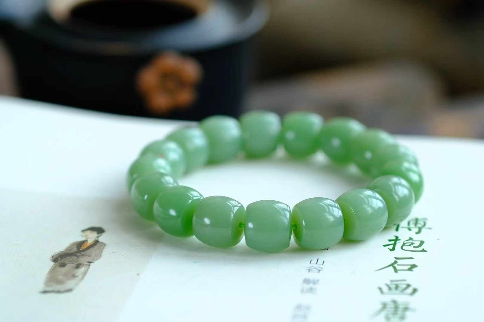 72674 和田玉手串