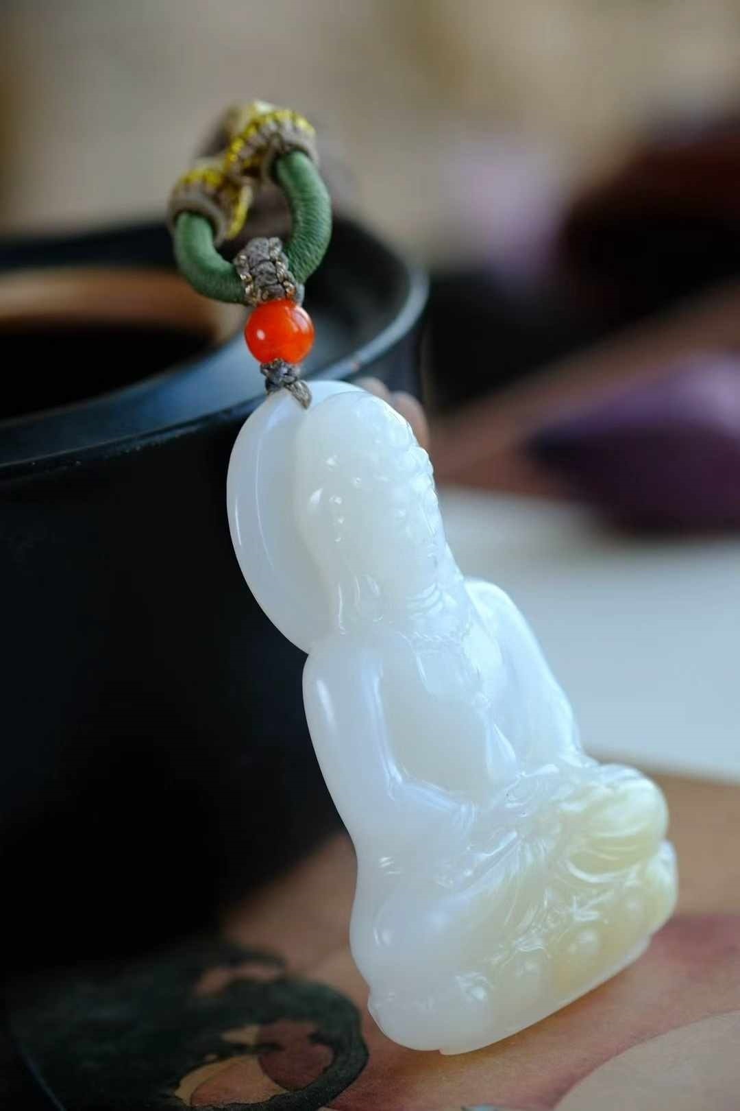 72676 和田玉羊脂糖白觀音