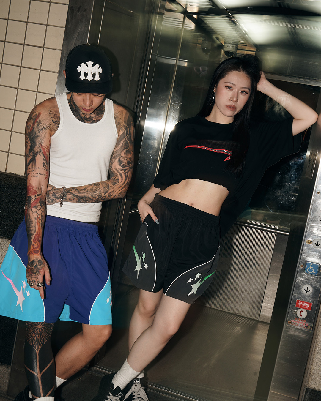 MTA TONAL PANEL NYLON TRACK SHORTS 藍色 黑色 防潑水 機能 雙色尼龍 短褲【M26STSN】