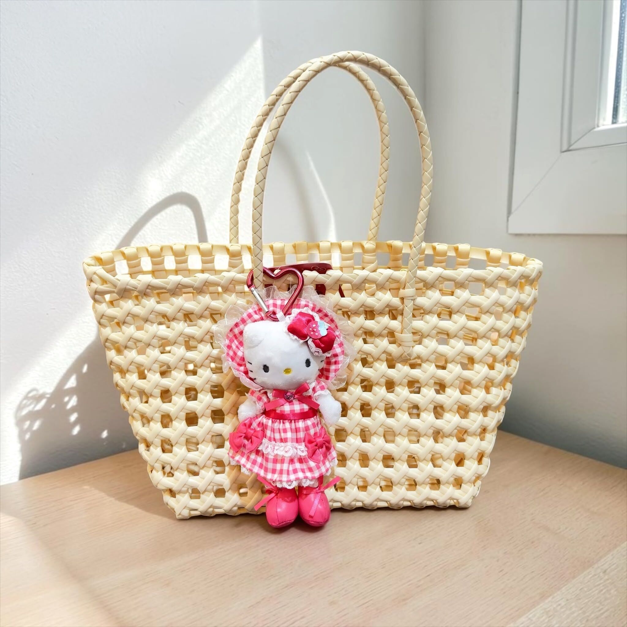 25147 Sanrio Hello Kitty 長腿系列掛飾 A 紅色蘿莉塔 #JP-NIC25-KT55-11