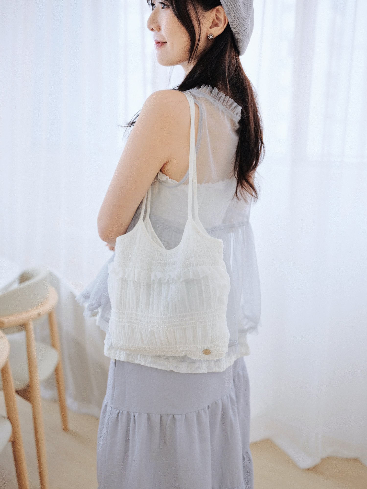 白色 / 法式微閃壓褶小單肩包 / Chic Shimmer Shirred Shoulder Bag