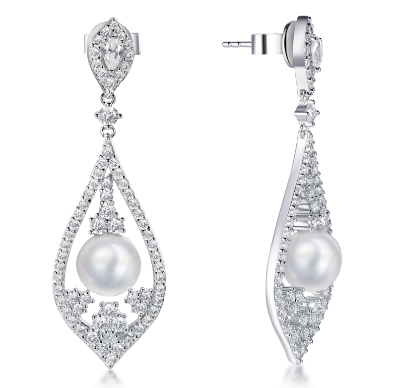 AR27 E4121 Aura Edge  Earring - Zirconia $888