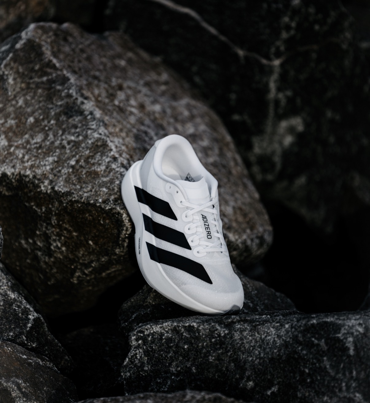 男鞋 ADIDAS ADIZERO EVO SL 白黑 止滑 抗扭 避震 彈性 運動 慢跑鞋【JH6206】